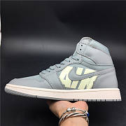 Air Jordan 1 OFF-WHITE Grey Silk Collaboration SKU 555088-010 - 4