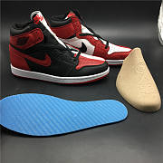 Air Jordan 1 Retro High Homage To Home 861428-061 - 5