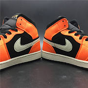 Air Jordan 1 Mid Black Cone 554724-062 - 2