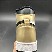 Air Jordan 1 Retro High Gold 861428-001 - 4