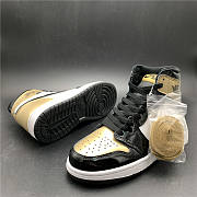 Air Jordan 1 Retro High Gold 861428-001 - 3