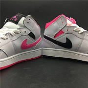 Air Jordan 1 Mid White Black Hyper Pink (GS) 555112-106 - 4