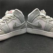 Air Jordan 1 Mid GS Grey Fog/Deadly Pink 555112-012  - 2