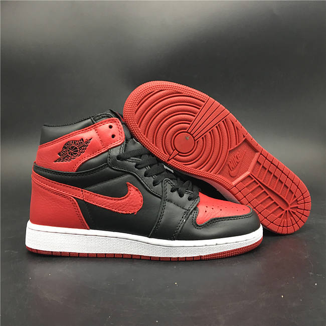 Air Jordan 1 Retro Bred  - 1