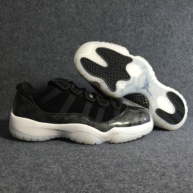 Air Jordan 11 Retro Low Barons 528895-010 - 1