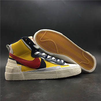 Nike Blazer Mid sacai Snow Beach BV0072-700