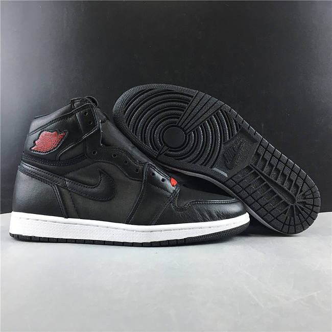 Air Jordan 1 Retro High Black Satin Gym Red 555088-060 - 1