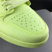 Air Jordan 1 Retro High Barely Volt (W) AH7389-700 - 4