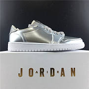 Air Jordan 1 Retro Low Pinnacle Metallic Silver 852549-003 - 2