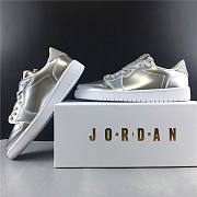 Air Jordan 1 Retro Low Pinnacle Metallic Silver 852549-003 - 3