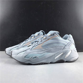 Adidas Yeezy Boost 700 V2 Hospital Blue FV8424