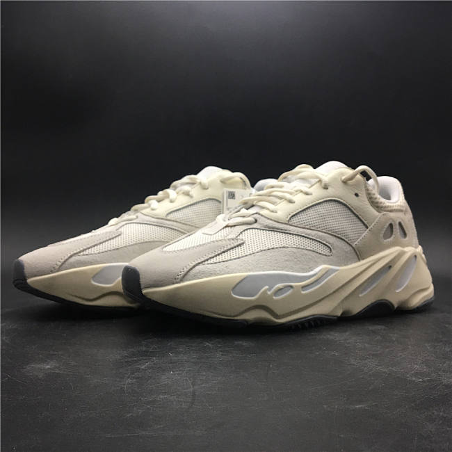 Adidas Yeezy Boost 700 Analog EG7596 - 1