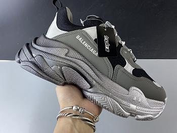 Balenciaga Triple S Sneaker