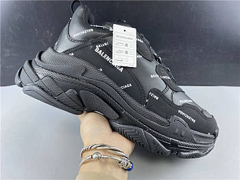 Balenciaga Triple S Black 524039 W06E2 2020