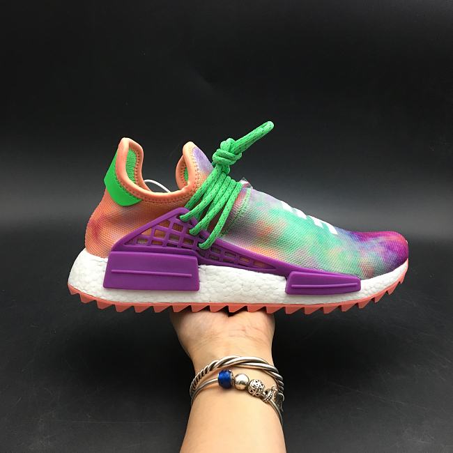 Adidas Human Race NMD Pharrell Holi Festival (Chalk Coral) AC7034 - 1