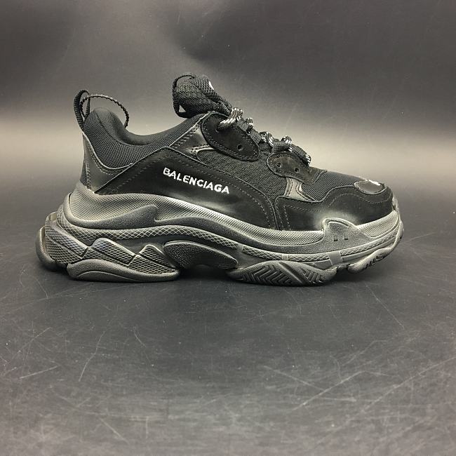 Balenciaga Triple S All Black - 1