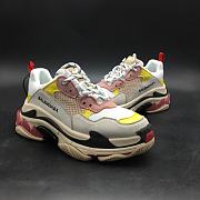 Balenciaga Triple S Pink 483523 W06E3 7075 - 6