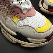 Balenciaga Triple S Pink 483523 W06E3 7075 - 4