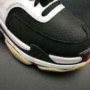 BALENCIAGA BLACK AND WHITE 17FW TRIPLE S 483560-W06E1-1011 - 4