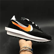 Nike Sacai x Black and White Orange BV0073-010  - 4