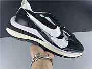 Nike Sacai Black and White CI9928 001 - 5