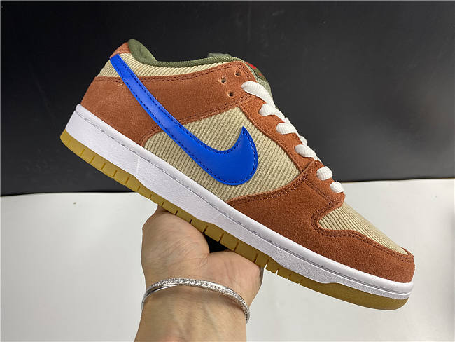 Nike SB Dunk Low Corduroy Dusty Peach BQ6817-201 - 1