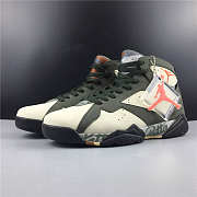 Air Jordan 7 OG SP army green AT3375-100 - 1