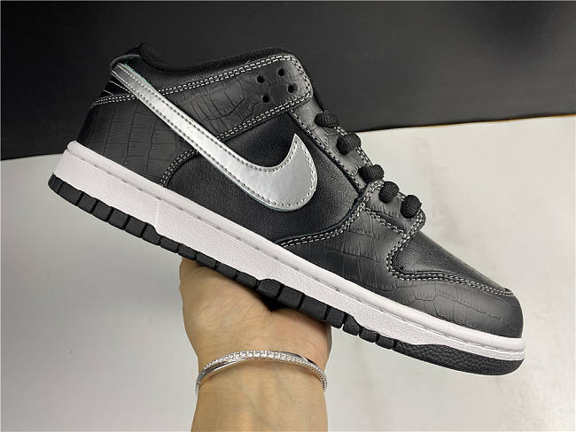 Nike SB Dunk Low Diamond Supply Co Black Diamond BV1310-001 - 1