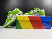 Supreme Nike SB Dunk Low Green DH3228-101 - 4