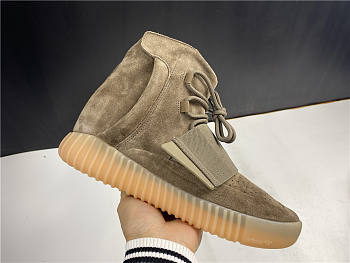 Adidas Yeezy Boost 750 Light Brown Gum (Chocolate) BY2456