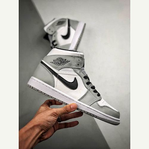 Air Jordan 1 Mid Light Smoke Grey 554724-092 - 1