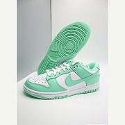 Nike Dunk Low Green Glow (W) DD1503-105 - 1