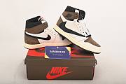 Air Jordan 1 Retro High Travis Scott Reverse - 3