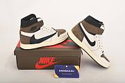 Air Jordan 1 Retro High Travis Scott Reverse - 4