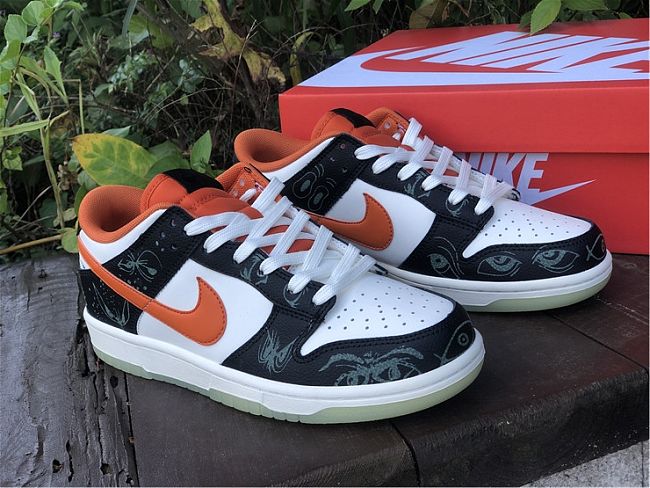 Nike Dunk Low PRM Halloween (2021) DD3357-100 - 1