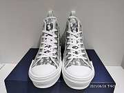 B23 HIGH-TOP White and Black Dior Oblique Canvas 3SH118YJP_H069 - 2