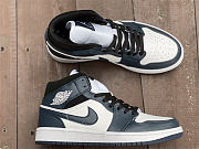 Air Jordan 1 Mid Armory Navy 554724-411 - 2