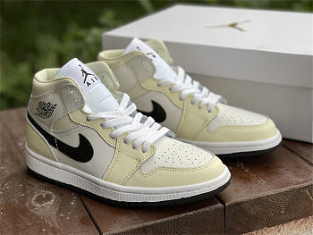 Air Jordan 1 Mid Coconut Milk (W) BQ6472-121