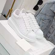 Alexander McQueen Oversized White 553680WHGP59000 - 1