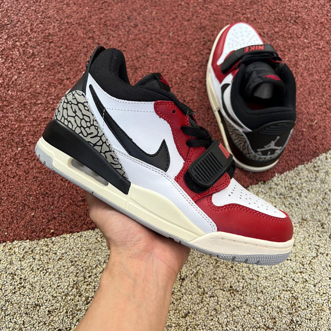 Air Jordan Legacy 312 Low Chicago CD7069-106 - 1