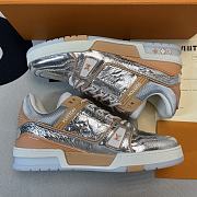 Louis Vuitton Trainer Metallic Beige 1A996D - 5