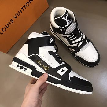 Louis Vuitton Trainer Black White 1A5QCL