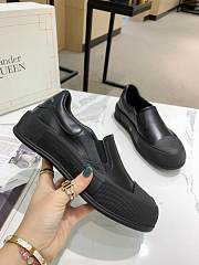 Alexander McQueen Deck Skate Plimsoll Lace-Up Triple Black (W) 654593 W4PQ1 1000 - 1