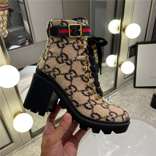 Gucci Beige Wool GG Ankle Boots Black - 1