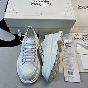 Alexander McQueen Tread Slick Low Lace Up White White 627225WHZ629071 - 1