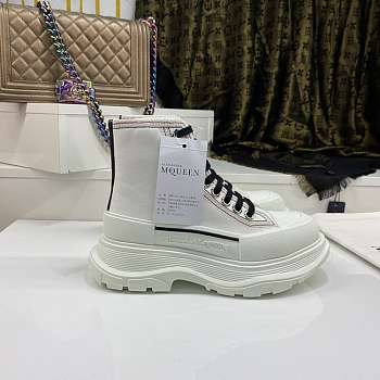 Alexander McQueen Tread Slick Lace Up Boot White