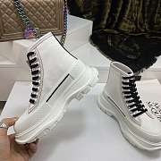 Alexander McQueen Tread Slick Lace Up Boot White - 5