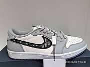 Air Jordan 1 Retro Low Dior CN8608-002 - 3