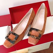 Belle Vivier Turtle Buckle Pumps in Suede RVW00627970HR0R608 - 4