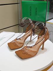 BOTTEGA VENETA MESH SANDALS IN BEIGE - 3